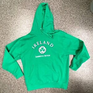 Ireland Shamrock Nation Green Hoodie Sweatshirt Pullover Size L St Patrick's Day